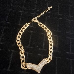 Elegant Gold Chain Bracelet